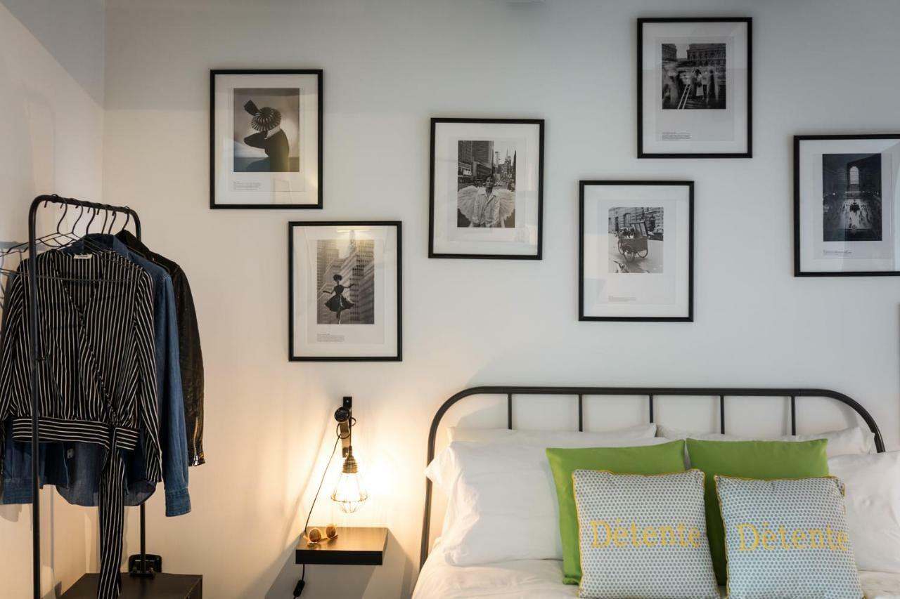 Futura Retro Hotel ซาแลร์โน ภายนอก รูปภาพ