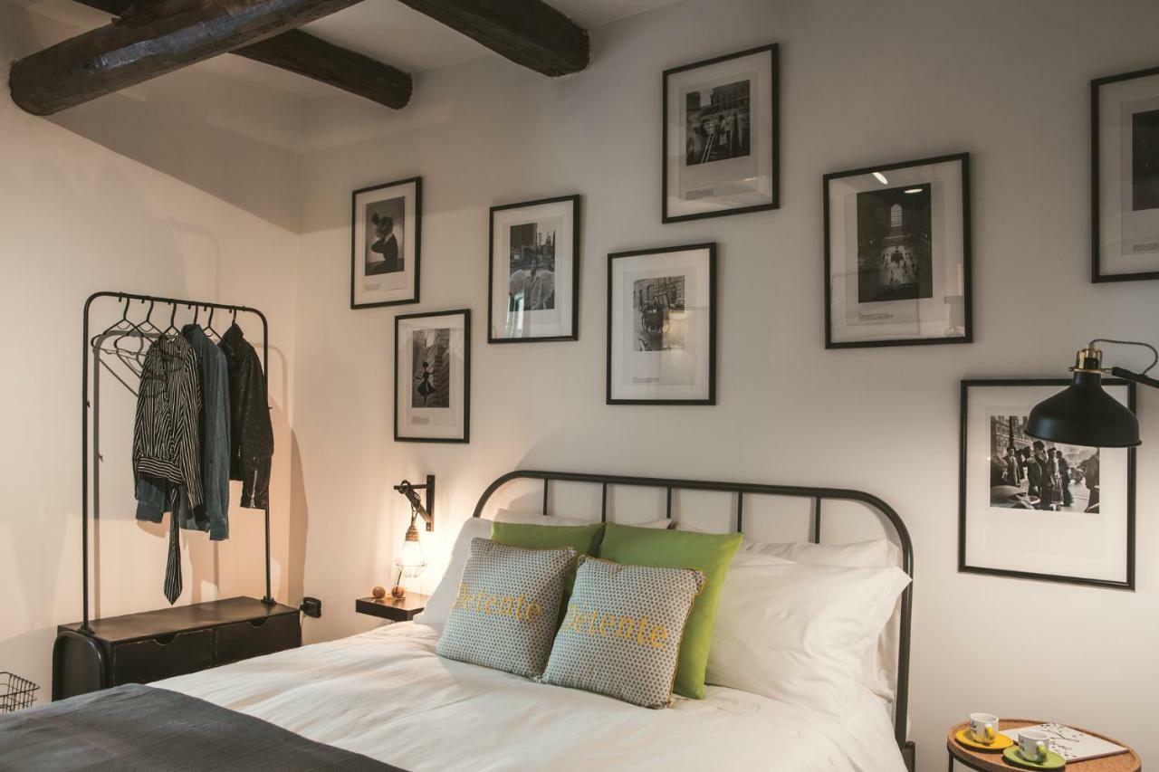 Futura Retro Hotel ซาแลร์โน ภายนอก รูปภาพ