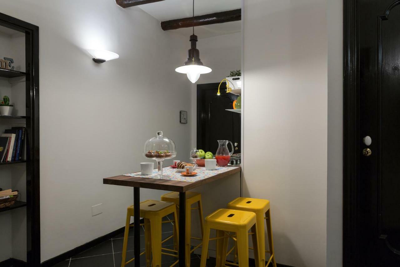 Futura Retro Hotel ซาแลร์โน ภายนอก รูปภาพ